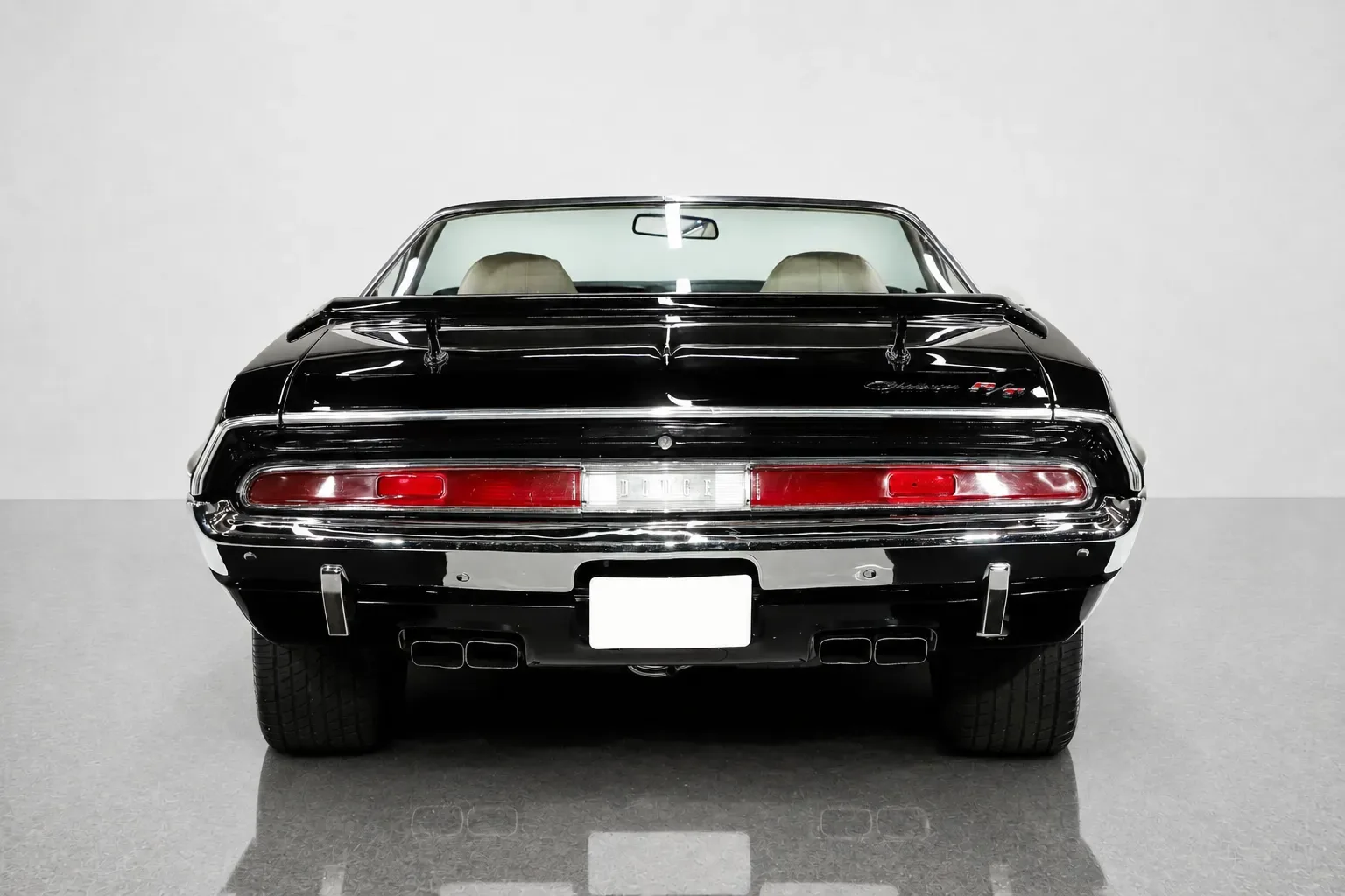 1970 Dodge Challenger R/T - Thumbnail 4